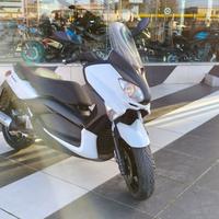 Yamaha X-Max 250