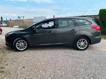 Ford Focus 1.5 TDCi 120 CV Start&Stop Pow. SW ST L