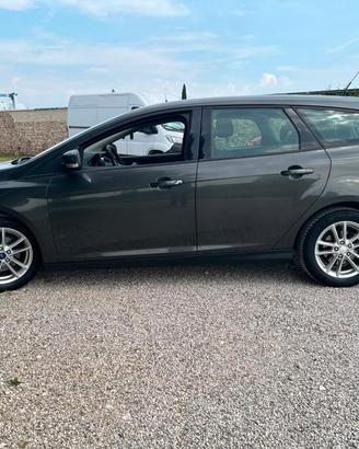 Ford Focus 1.5 TDCi 120 CV Start&Stop Pow. SW ST L