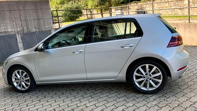 Golf 5p 1.6 tdi Executive 115cv