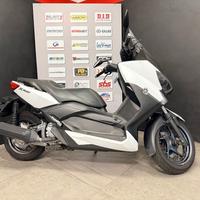Yamaha X-Max 250