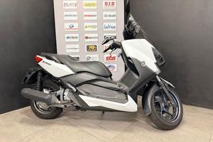 Yamaha X-Max 250