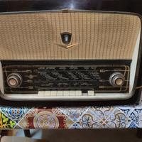 Radio valvole SOLAPHONE mod 522/723