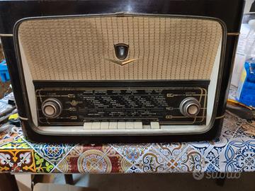 Radio valvole SOLAPHONE mod 522/723