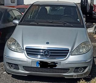 MERCEDES CLASSE A 180 AVANDGARDE ANNO 2004