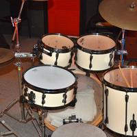 Tama Superstar Hyperdrive,Paiste e Hardware.