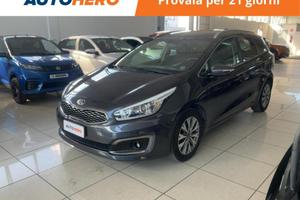 KIA cee'd RA43758