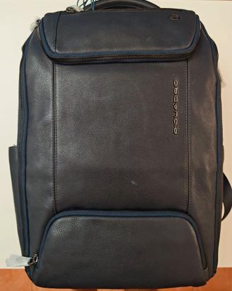 Zaino Piquadro PC 14 pelle blu.