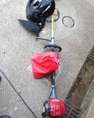 decespugliatore Honda 