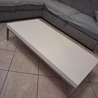 Tavolino bianco da soggiorno 