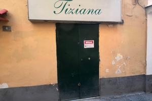 Locale commerciale 30m/q c1 Torre del Greco