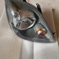 Faro anteriore dx FORD FIESTA modello dal 2008