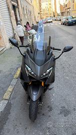 Tmax tech Max 560 300 km 15 giorni