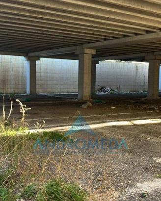 Immobile di 1200 m² a Caianello