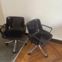 Due sedie per scrivania regolabili