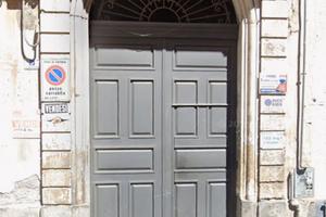 Deposito 32 mq Via Giordano Bruno 25