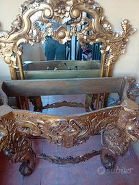 ingresso antico in legno 