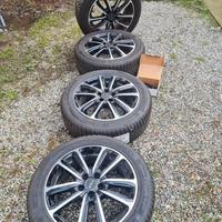 Cerchi in lega + gomme invernali