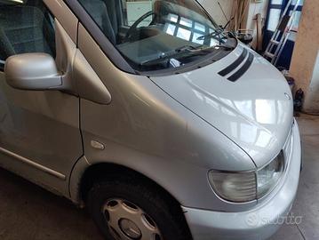 Parafango destro MERCEDES-BENZ VITO del 1999