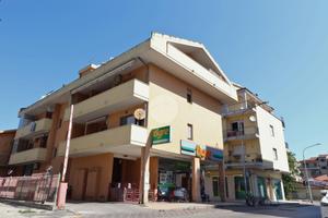 MONOLOCALE A MONTESILVANO