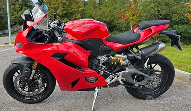 Ducati Panigale V2 - 2025