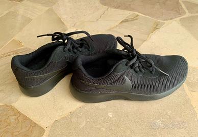 Nike Sneaker, Taglia 34, nero