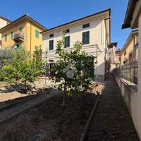PORZIONE DI BIFAMILIARE A MONTECATINI-TERME