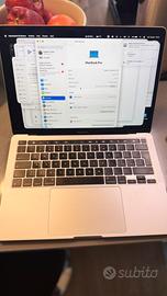 Macbook  pro 13 512gb ssd apple care inclusa