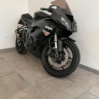 Kawasaki ninja zx6r 600