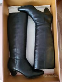 Stivale in pelle MIU MIU