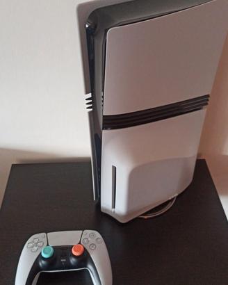 PS5 Pro 2TB + Lettore Disco + Base Verticale