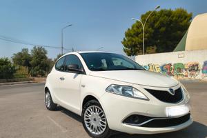 Lancia Y Ypsilon 2017 GPL