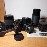 macchina fotografi Cosina CS-3 e set di obiettivi