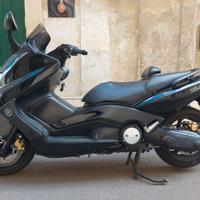T MAX MOTORE  RIFATTO NUOVO
