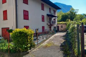 Casa da sistemare ma abitabile