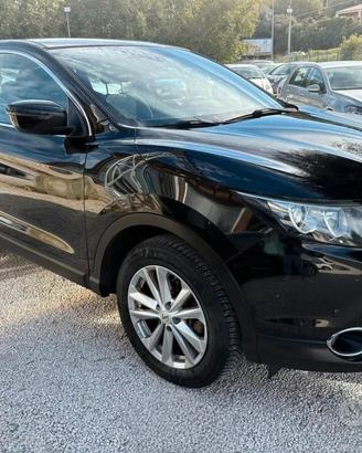 NISSAN Qashqai 1.5 dCi Acenta
