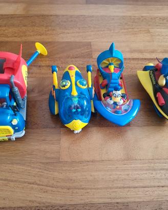 Lotto 4 veicoli gadget disney come da foto