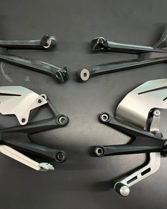 Pedane Triumph Daytona 675 R