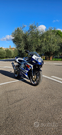 Suzuki GSX R 750