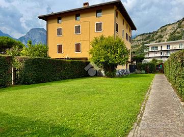 2 LOCALI A NAGO-TORBOLE