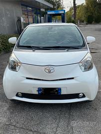 TOYOTA IQ 1.0 VVT-i MULTIDRIVE HIGH COLLECTION