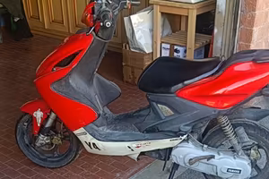 Yamaha aerox 50