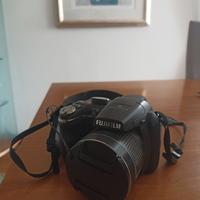 fotocamera  Fujifilm finepix s3200 + Regaloo