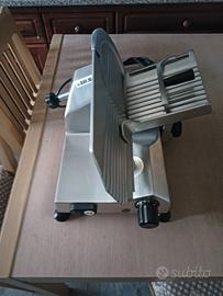 Affettatrice  modello Silver  export 200