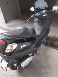 Piaggio X9 250