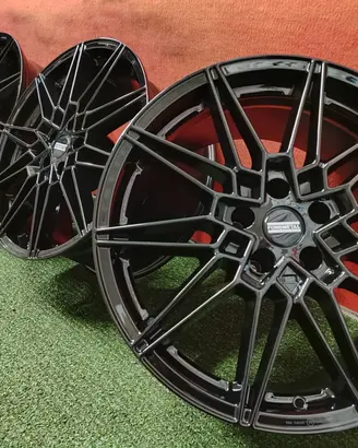 Cerchi Audi A4 A5 A6 A7 A8 Q3 Q4 Q5 Q7 9Jx19 ET20