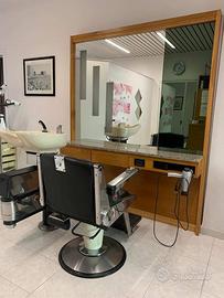 Postazione di lavoro per parrucchiere