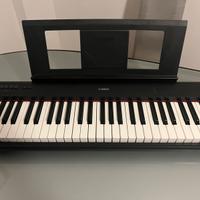 Pianola Yamaha Piaggero NP-32 (nera)