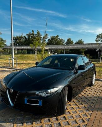 Alfa Romeo Giulia 2.2 180 Cv AT8 Super