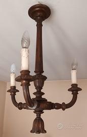 ANTICO LAMPADARIO A 3 /4 LUCI IN LEGNO  primi '900